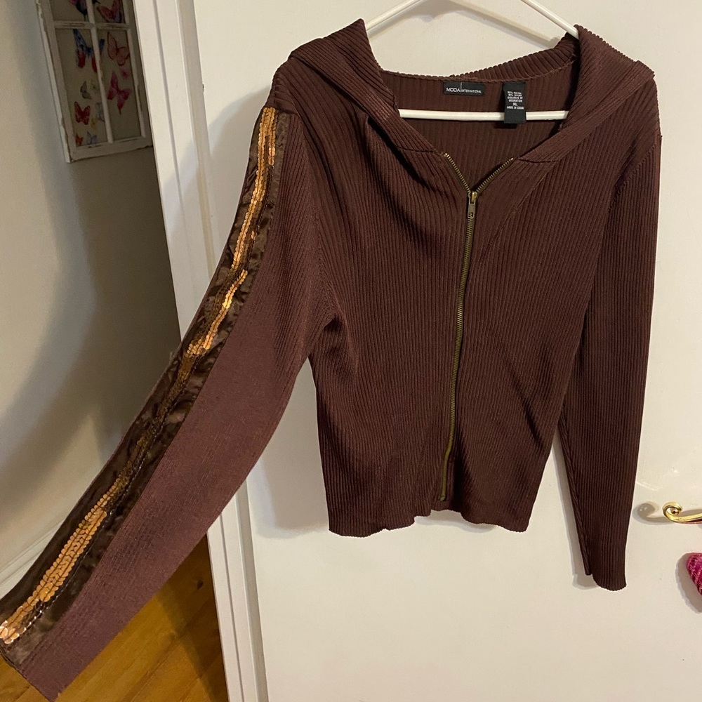 XL Moda Victorias Secret Brown hoodie with sequins
